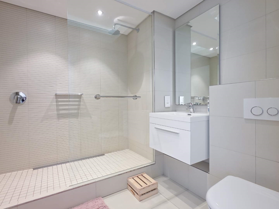 4 Bedroom Property for Sale in Mouille Point Western Cape